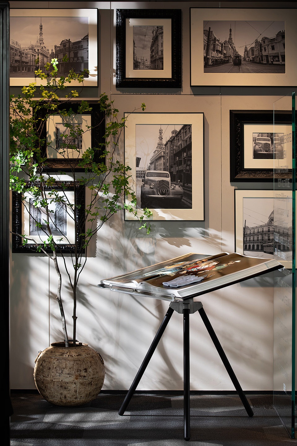 CCD Shanghai Headquarters China by CCD