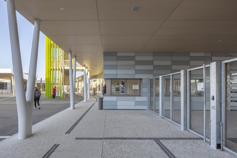 simone veil high school by hellin sebbag architectes associes
