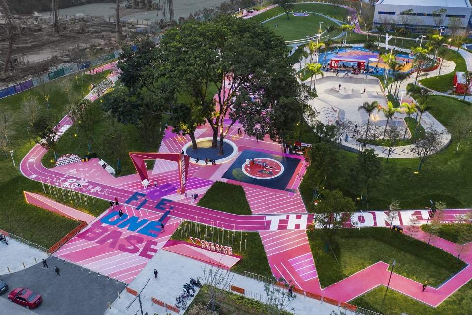 Wanchuanyunhui OneBase Vanke Sports Community Box Studio