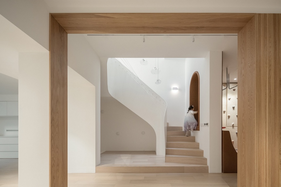 renovation of a houses atriums china by atelier dy