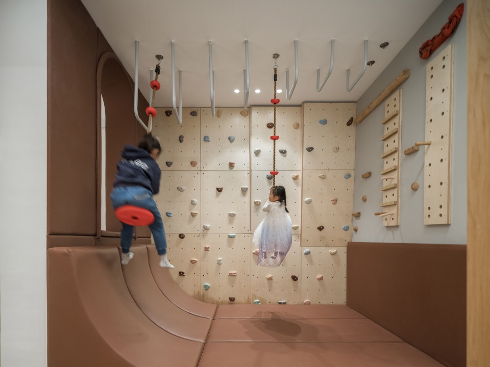 renovation of a houses atriums china by atelier dy
