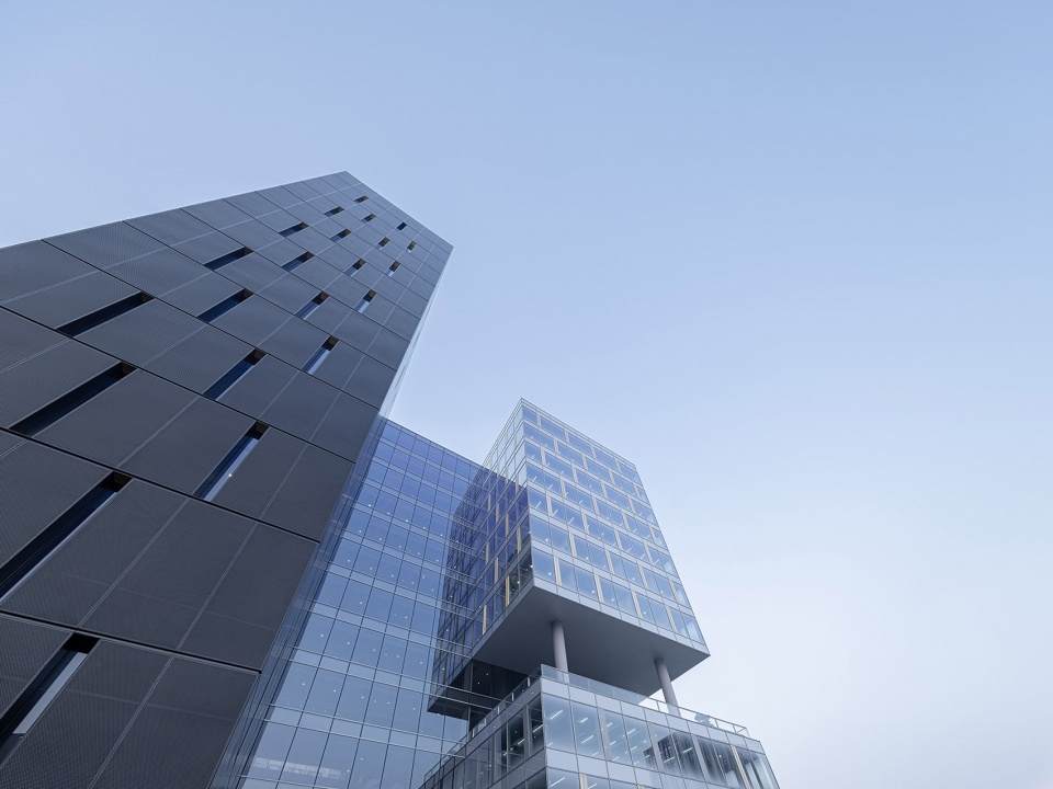 documentation of viewshine headquarters by fanhao meng gad x line