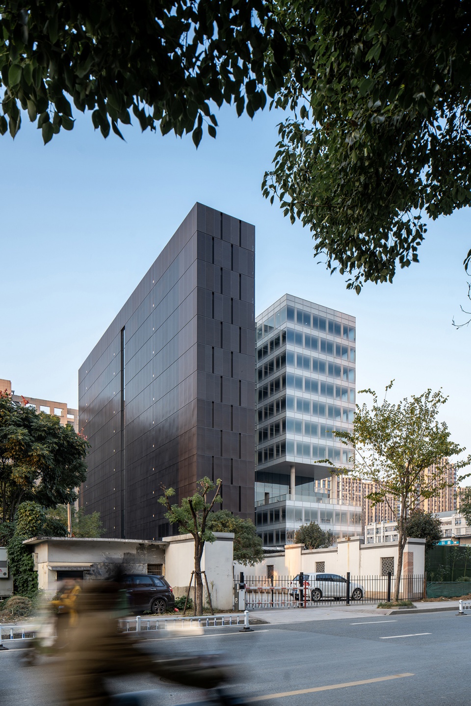 documentation of viewshine headquarters by fanhao meng gad x line
