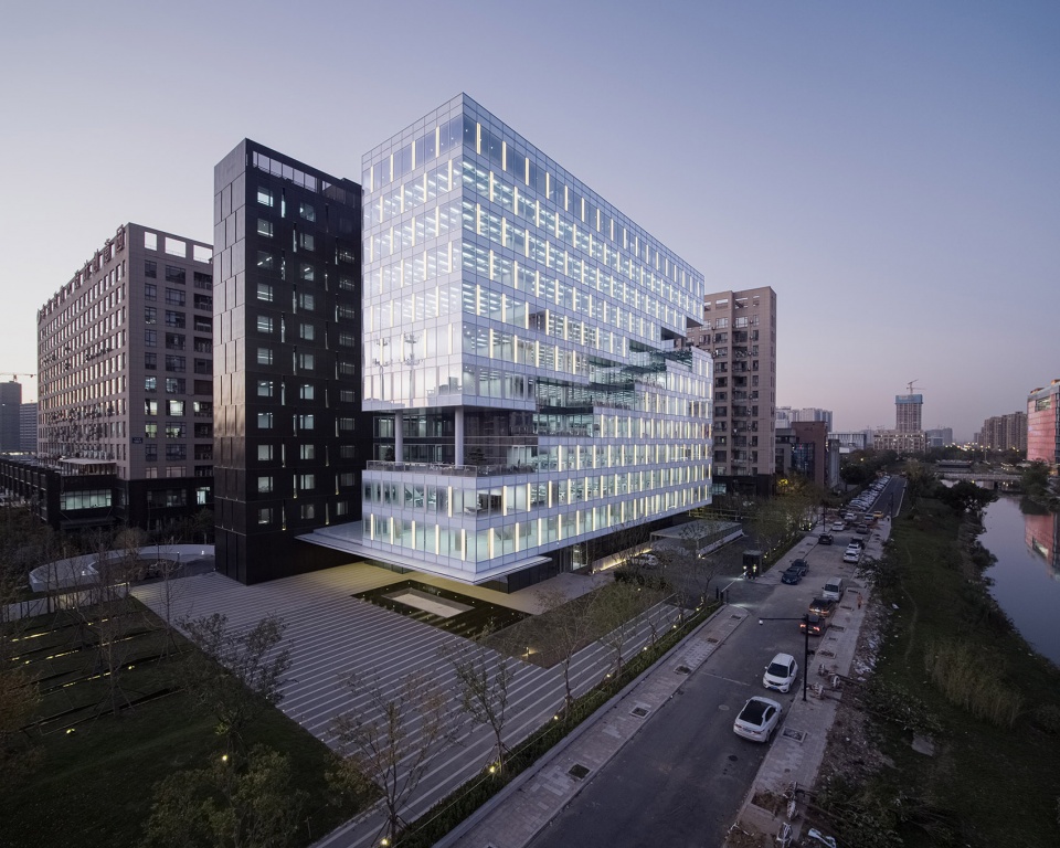 documentation of viewshine headquarters by fanhao meng gad x line