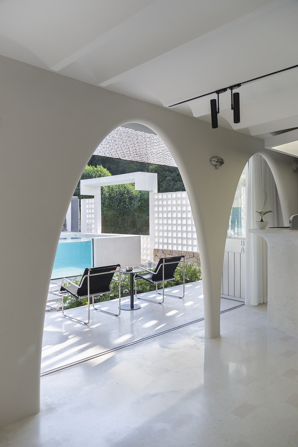 Hills Resort Living Art Gallery JK DESIGN STUDIO