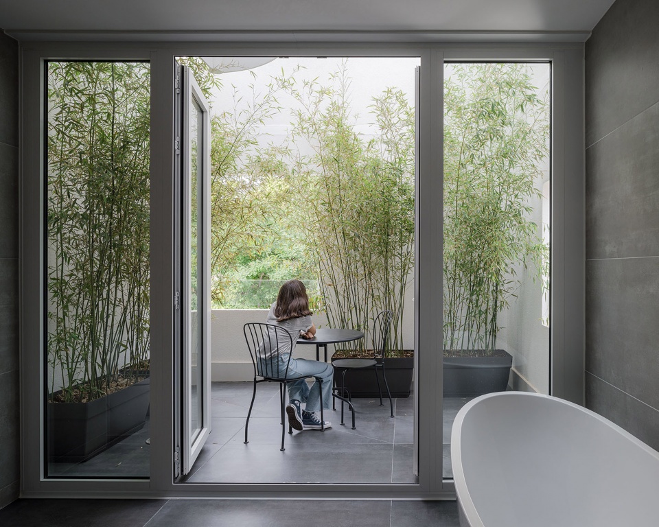 Galgo House Murado Elvira Arquitectos