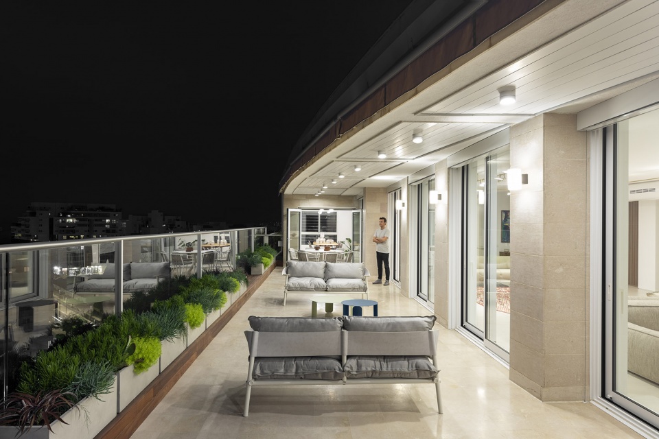 LV Penthouse studioDO