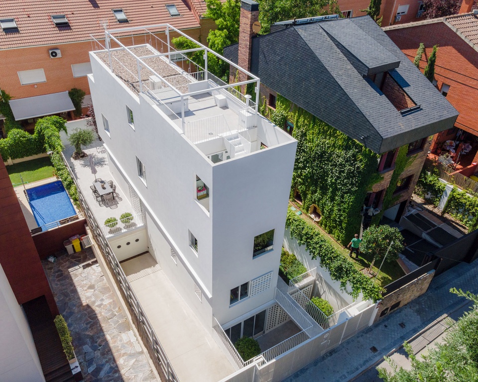 Galgo House Murado Elvira Arquitectos