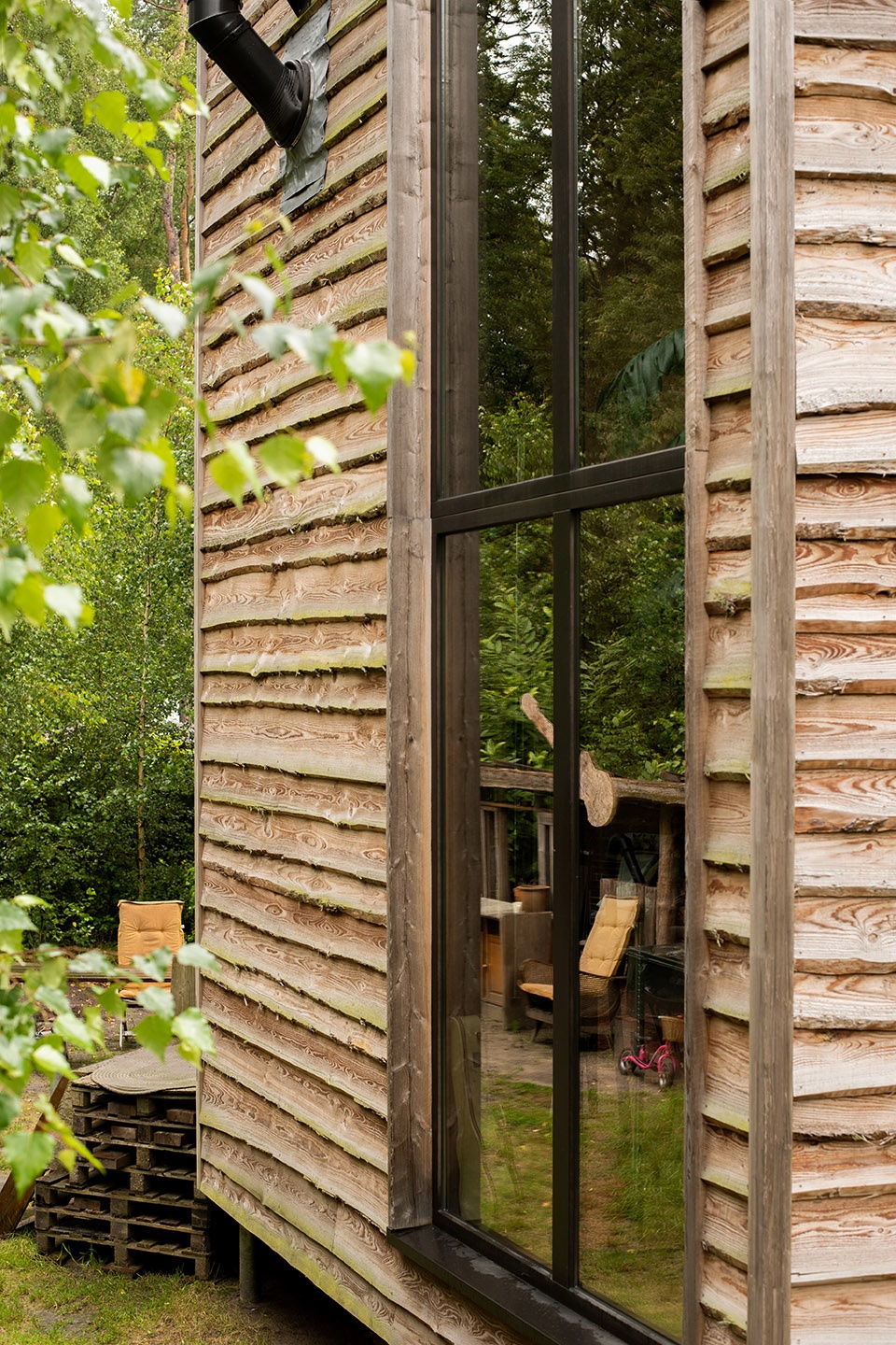 ecological holiday home belgium by polygoon architectuur