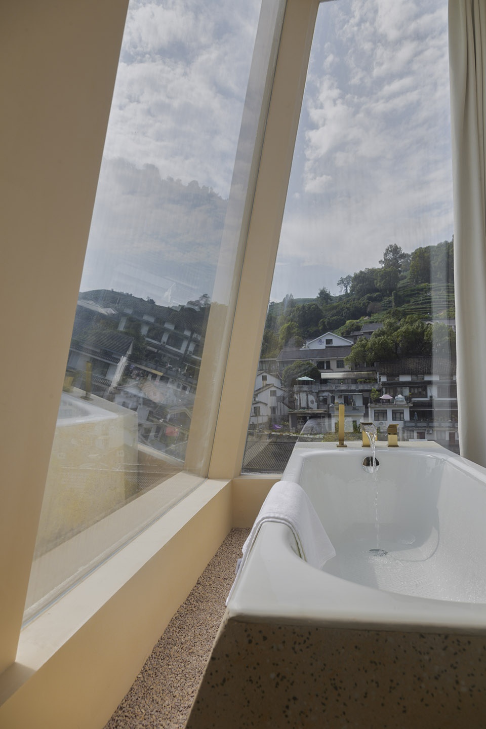 Hills Resort Living Art Gallery JK DESIGN STUDIO
