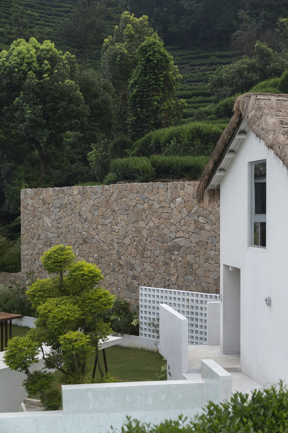 Hills Resort Living Art Gallery JK DESIGN STUDIO
