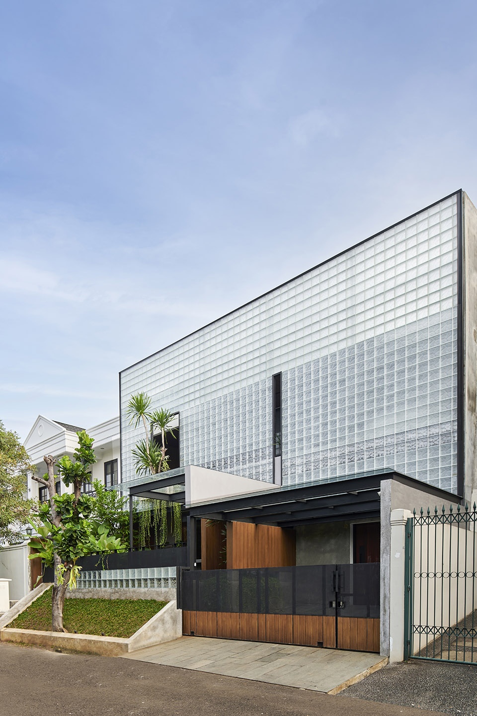 refraction house jakarta by radar