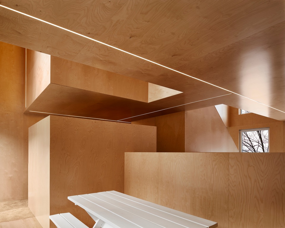 mb house by jean verville architecte