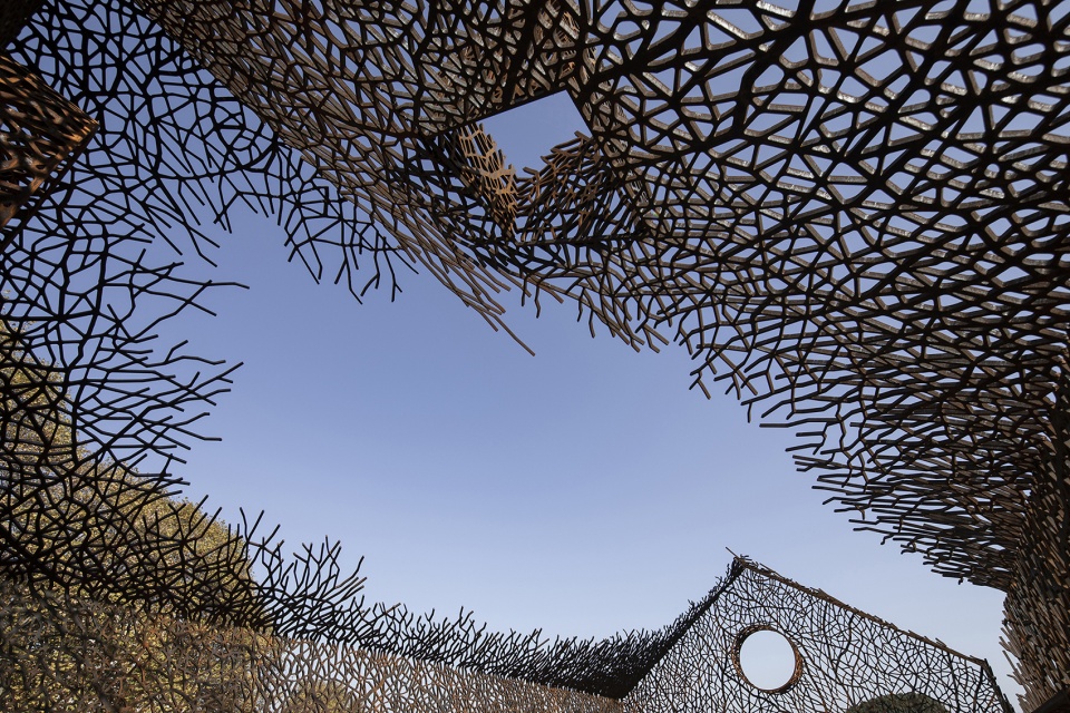 the vanished house china by field conforming studio