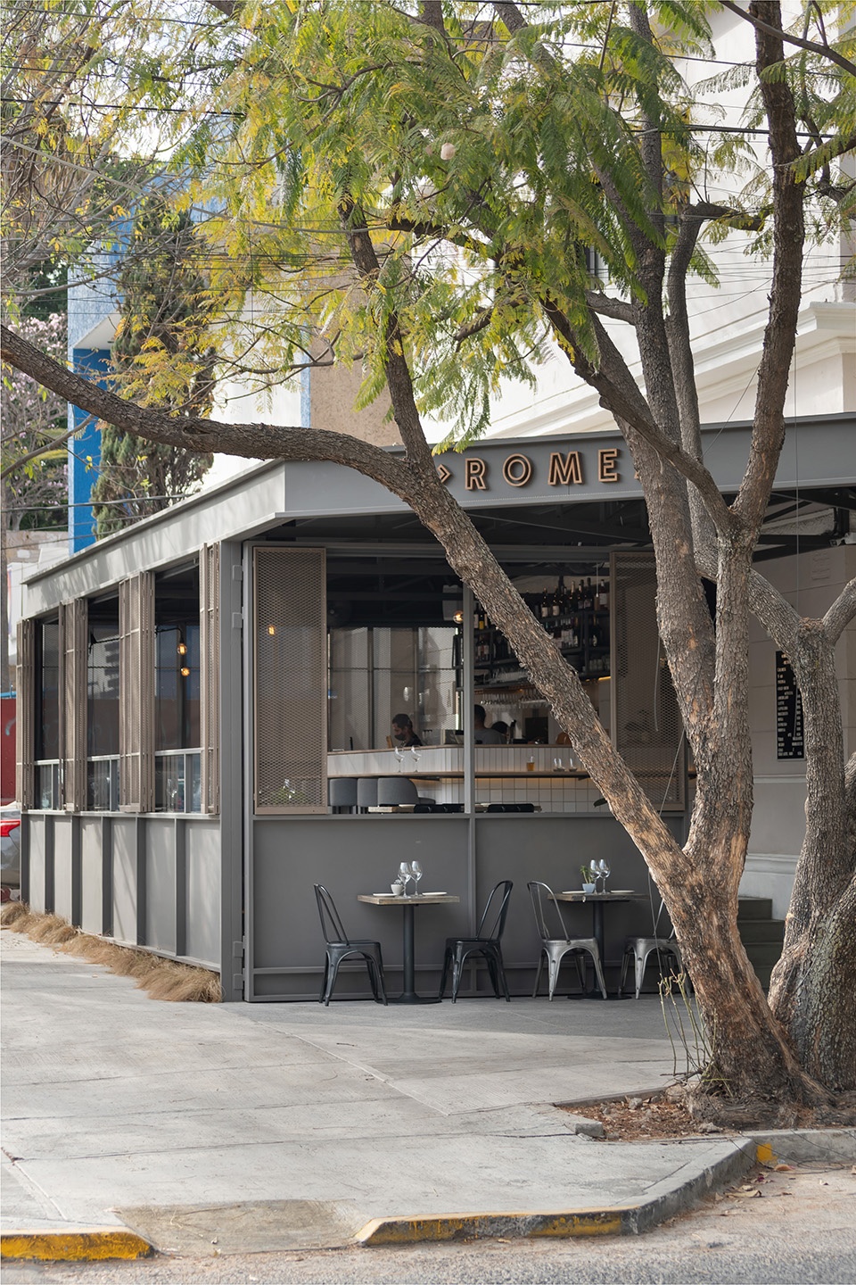romea morelos restaurant by antumbra estudio