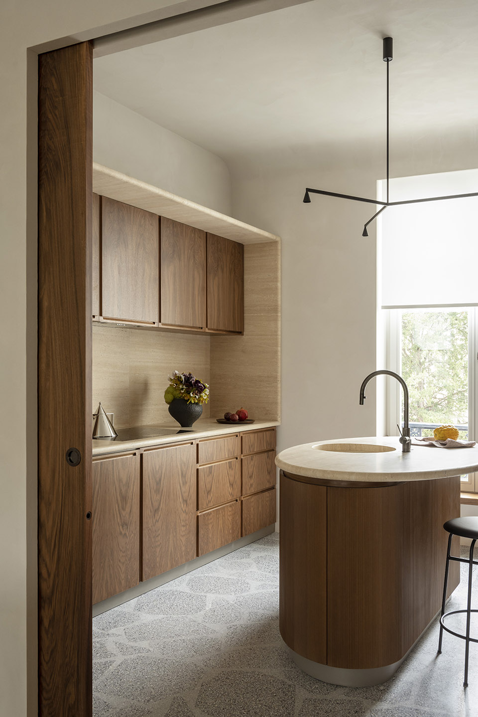 Apartment XVIII by studio razavi architecture