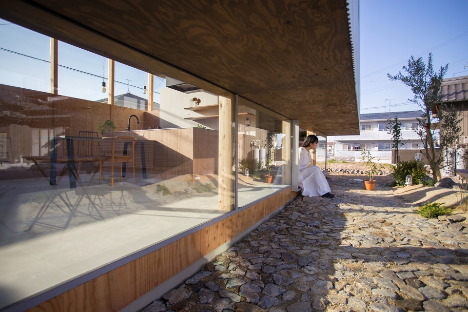 House ST by 1 1 Architects