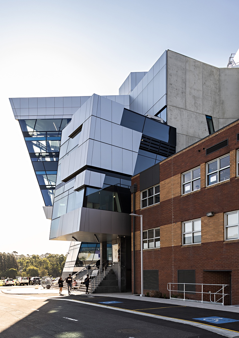 deakin university specialised indo