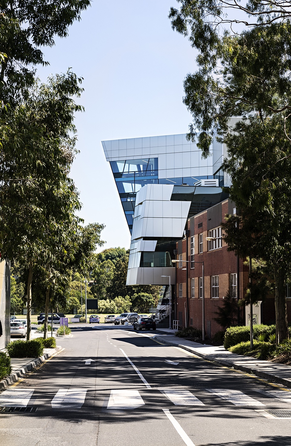 deakin university specialised indo