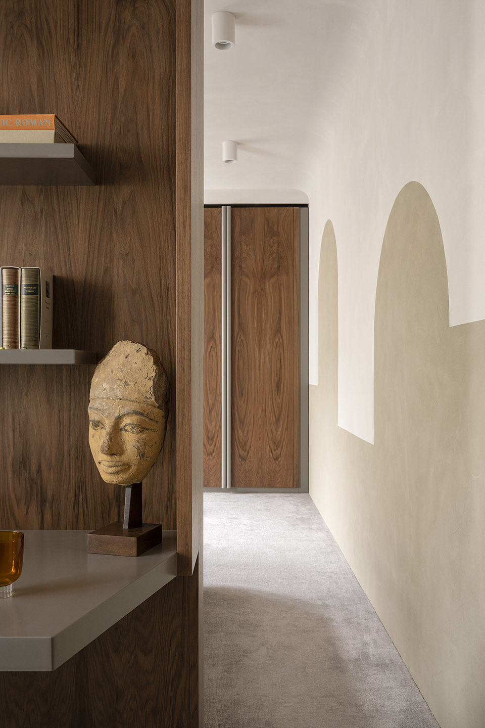 Apartment XVIII by studio razavi architecture