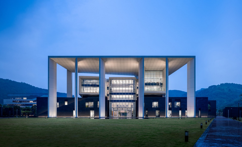 michael graves college at wenzhou kean university ge hekai hall