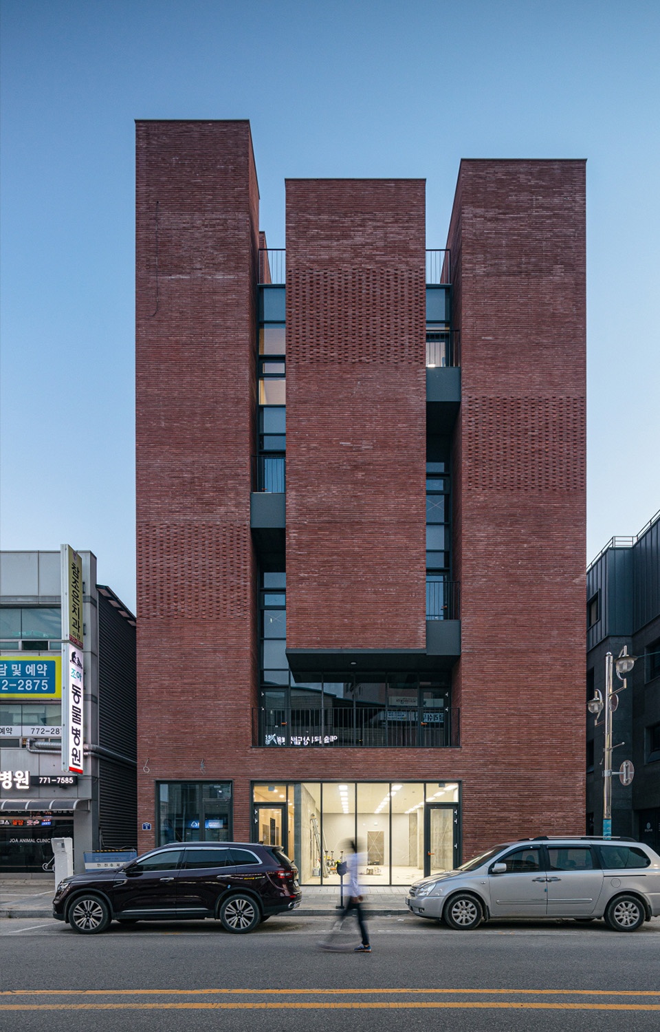 three boxes by raum architecture