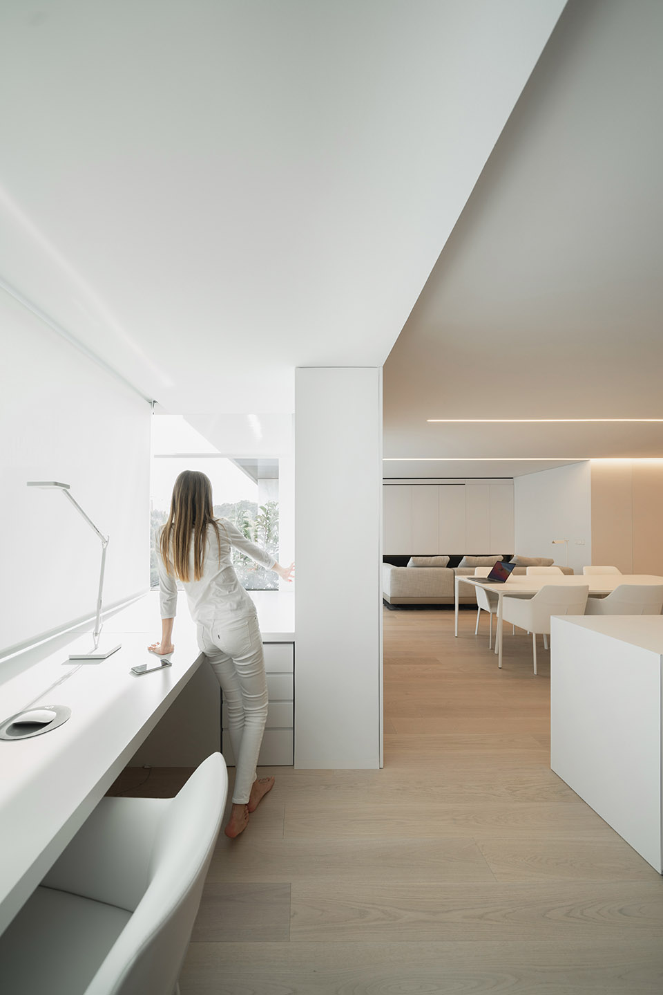MRG Valencia by Fran Silvestre Arquitectos