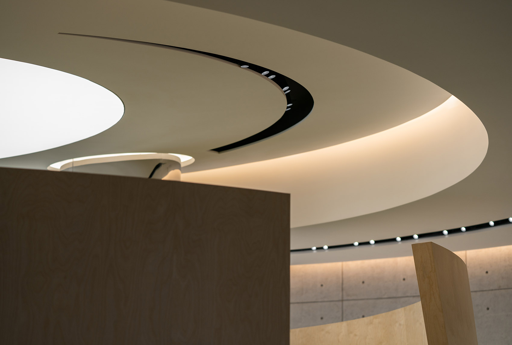 hug City flagship store China by Atmosphere