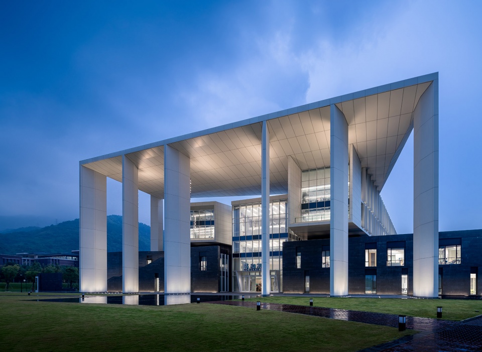 michael graves college at wenzhou kean university ge hekai hall