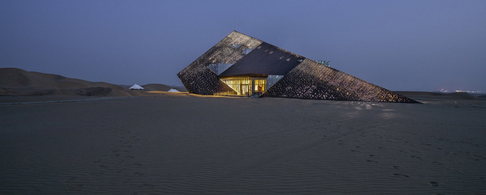 service center of the desert galaxy camp in zhongwei china by 3andwich design
