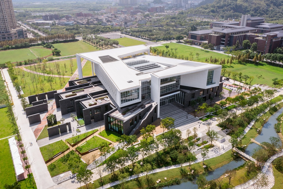 michael graves college at wenzhou kean university ge hekai hall