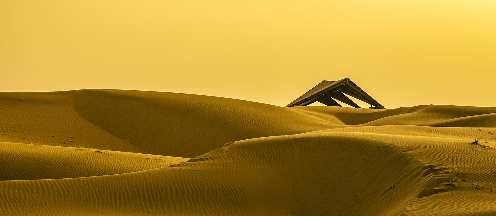 service center of the desert galaxy camp in zhongwei china by 3andwich design