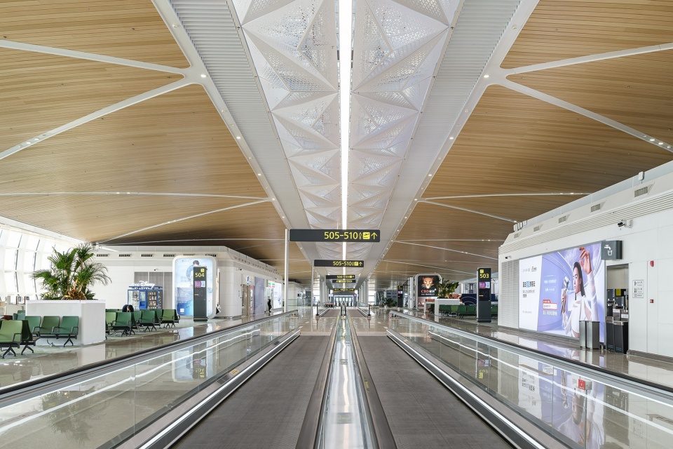 Shenzhen Bao an International Airport Satellite Concourse China by GDAD Aedas Landrum Brown