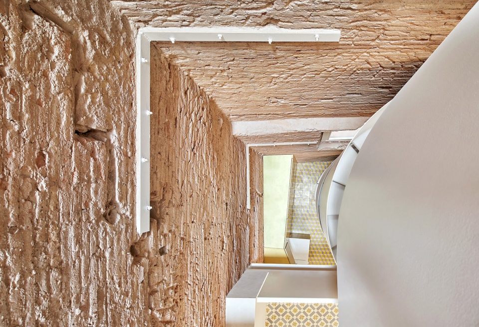 HOUSE BSP20 by Raul Sanchez