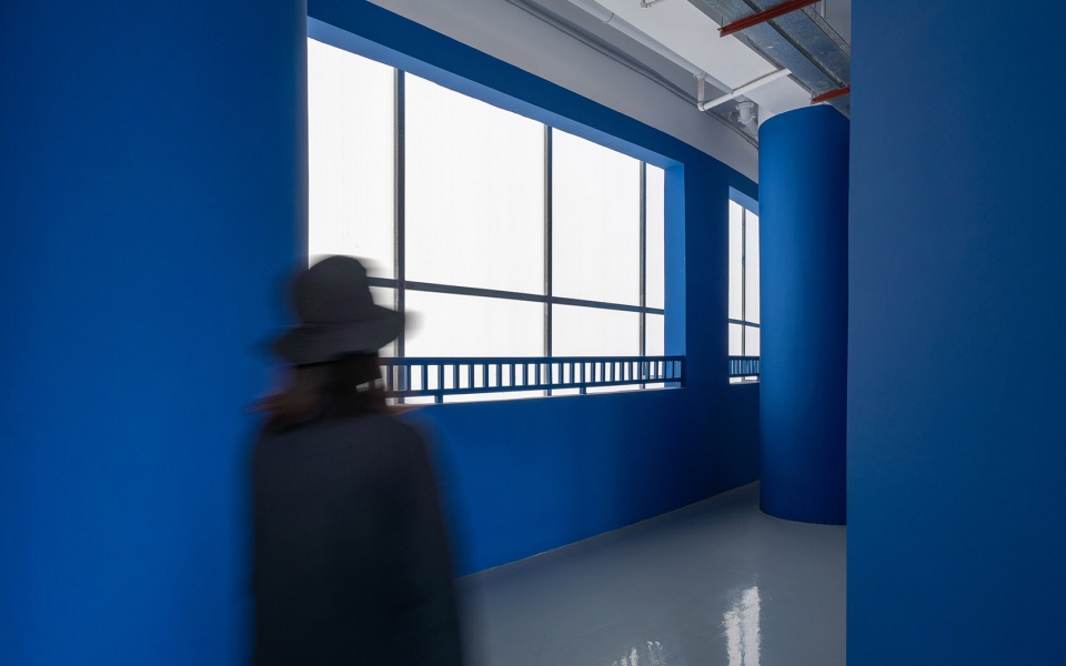 art school in blue white china by various associates