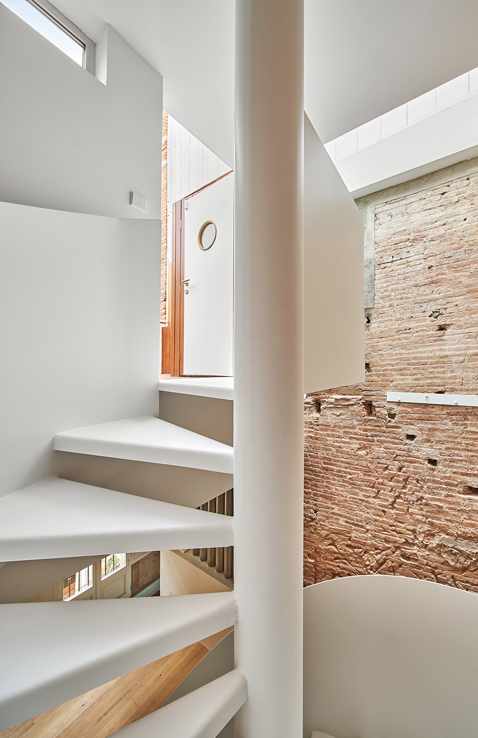 HOUSE BSP20 by Raul Sanchez