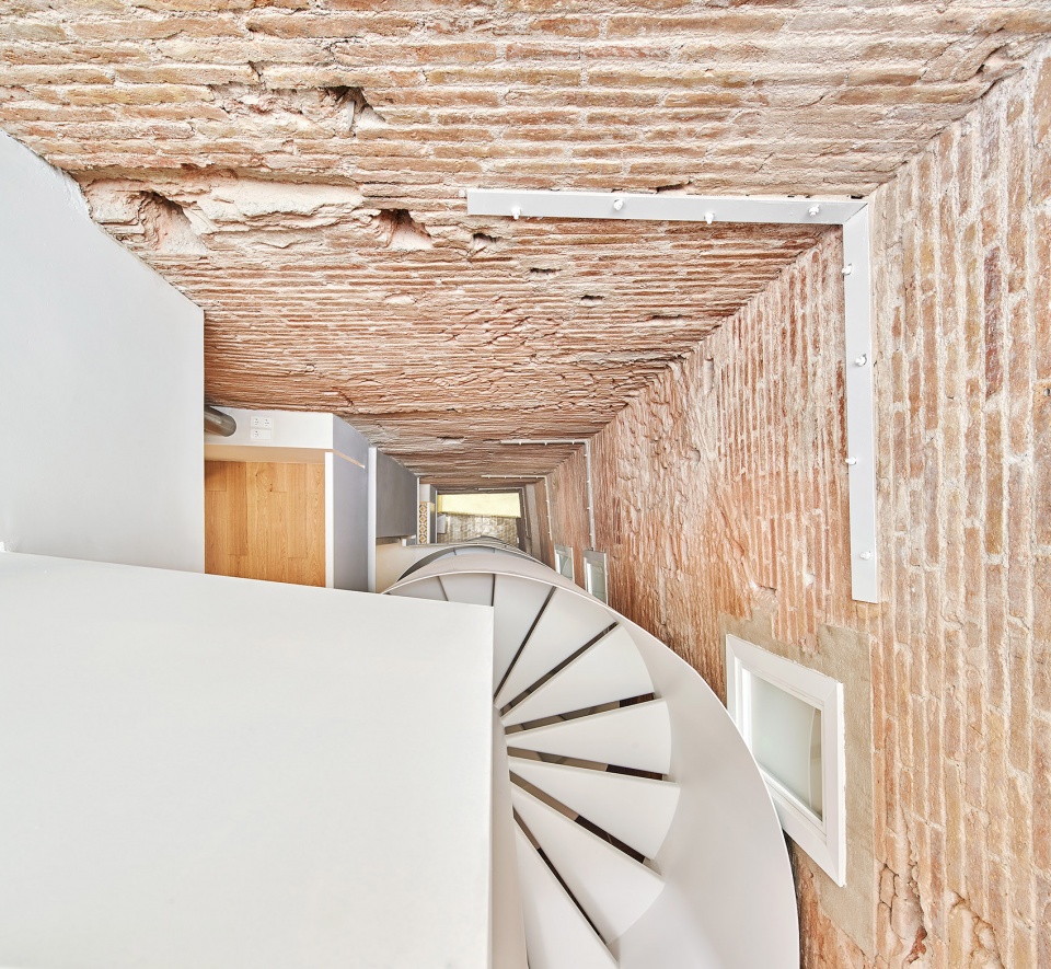 HOUSE BSP20 by Raul Sanchez