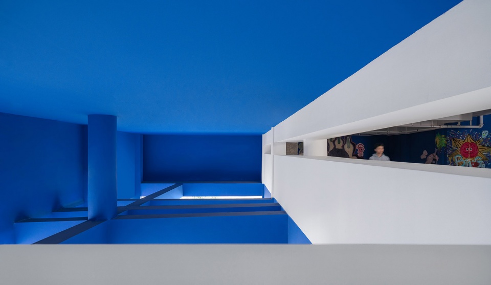 art school in blue white china by various associates