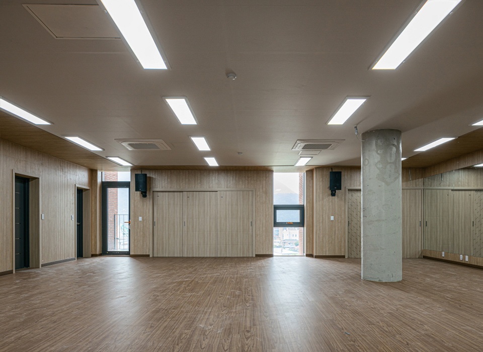 three boxes by raum architecture