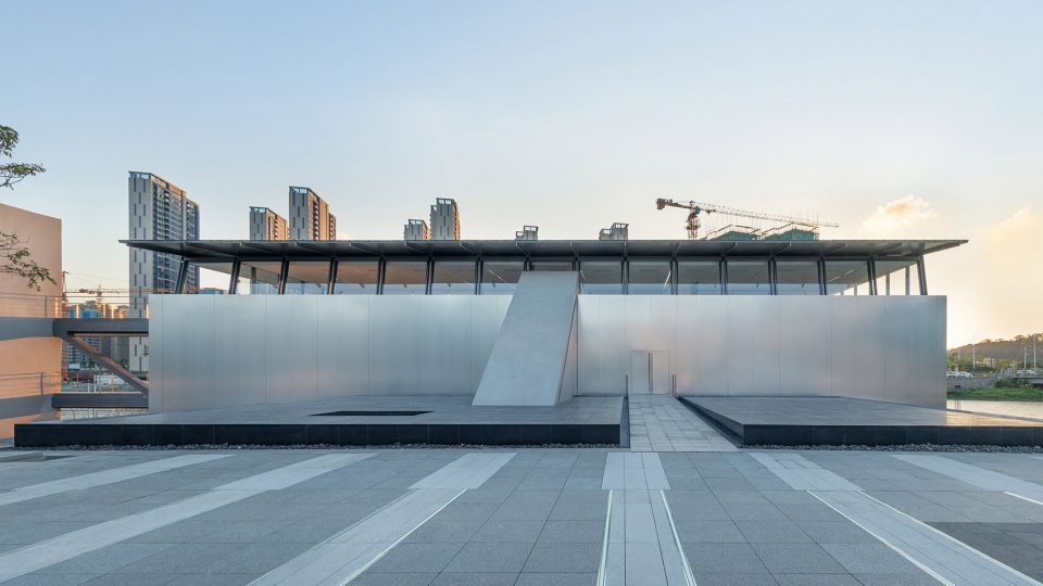 Smart Water Hall WAU Design