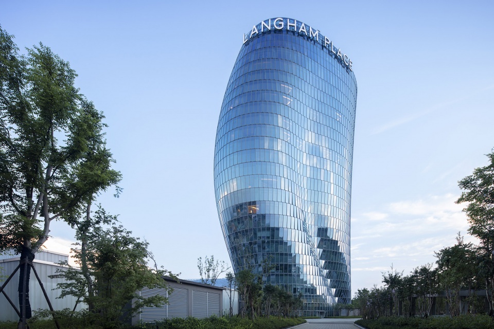 Nefertiti Tower Five Star Luxury Hotel Coophimmelblau