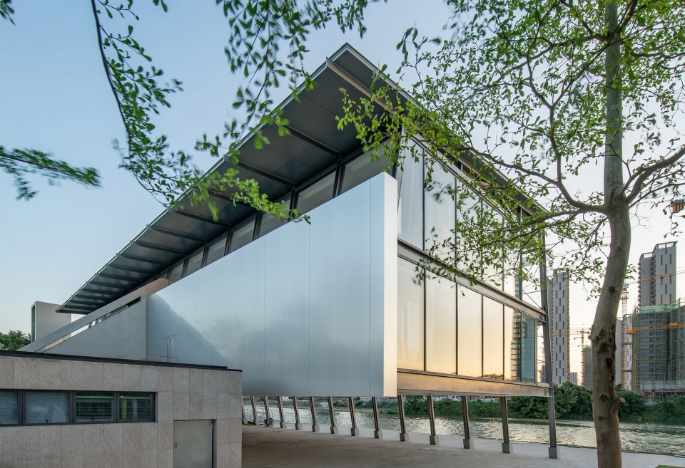 Smart Water Hall WAU Design