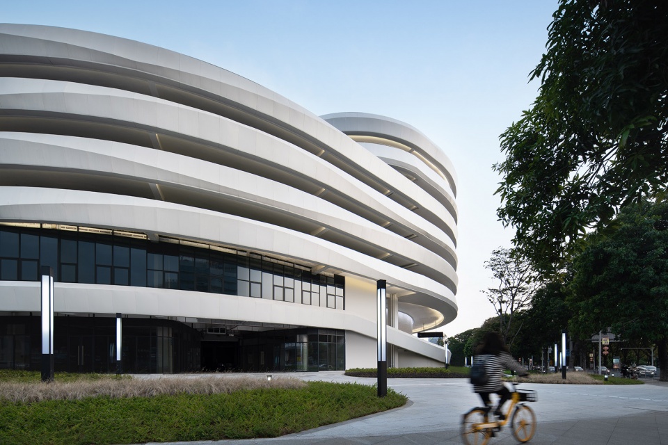 Dongguan CBD Parking Building GWP Architects