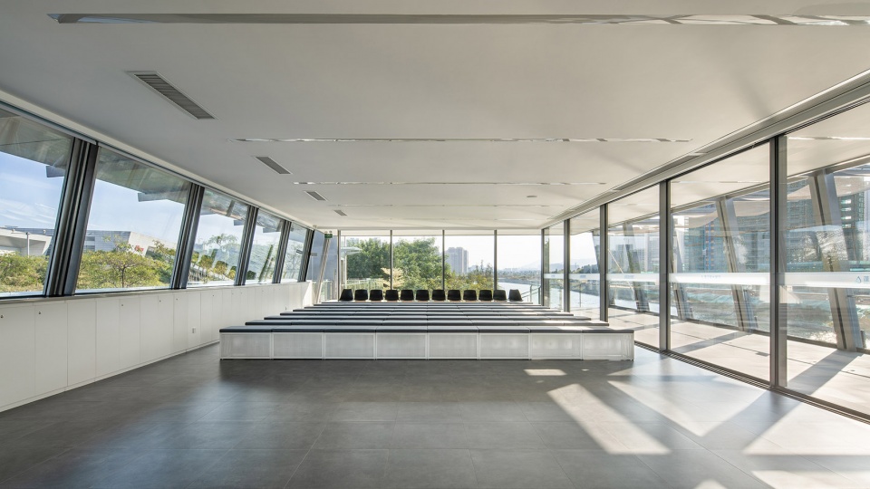 Smart Water Hall WAU Design