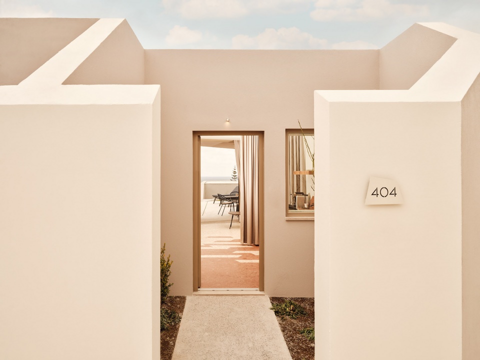 Nous Santorini Design Hotels