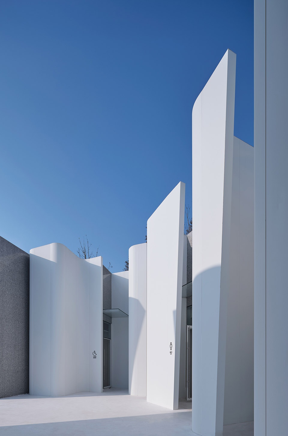 Atour Village Public Restroom GN Architects