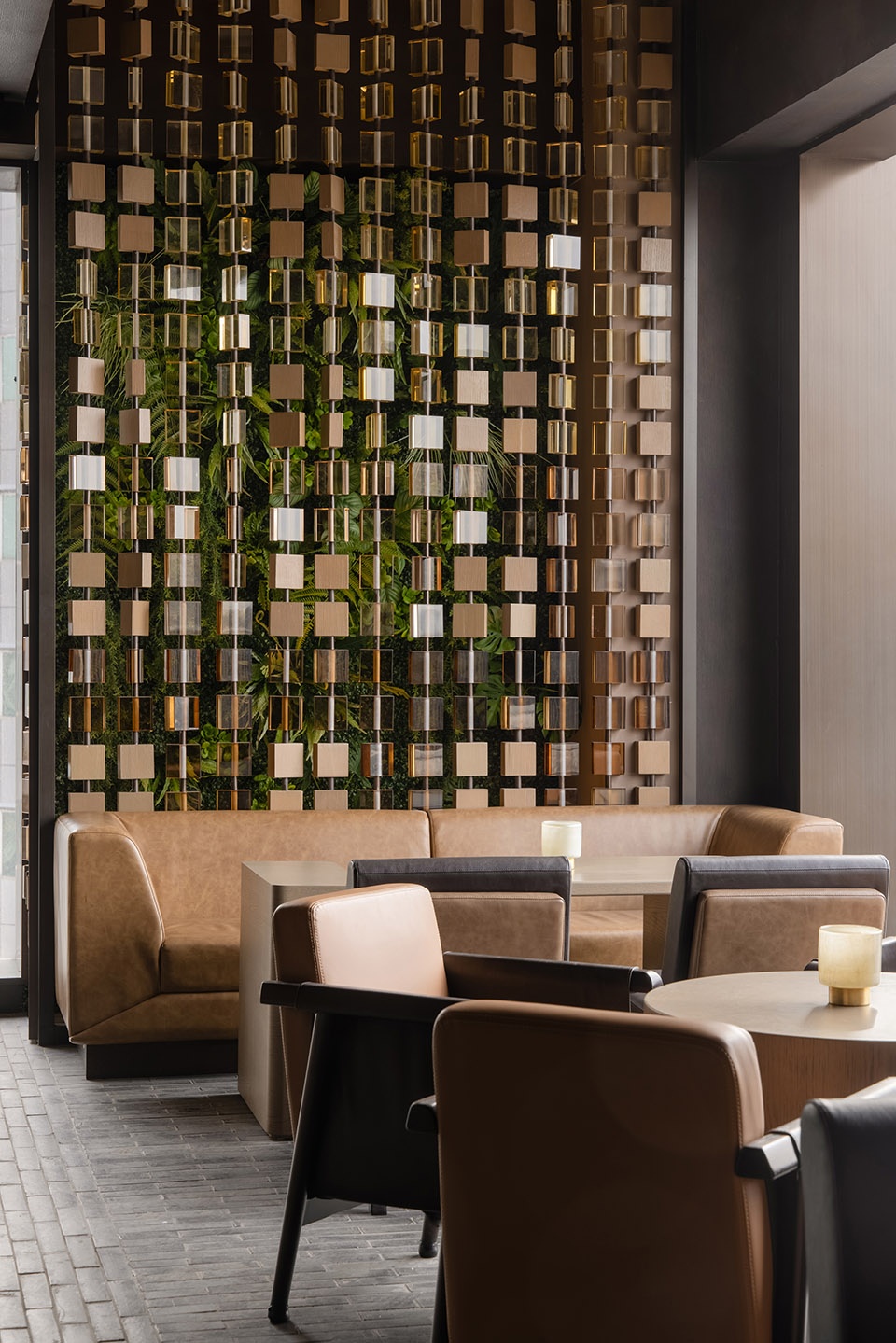 Le Coq Wine Bistro China by RooMoo Practice