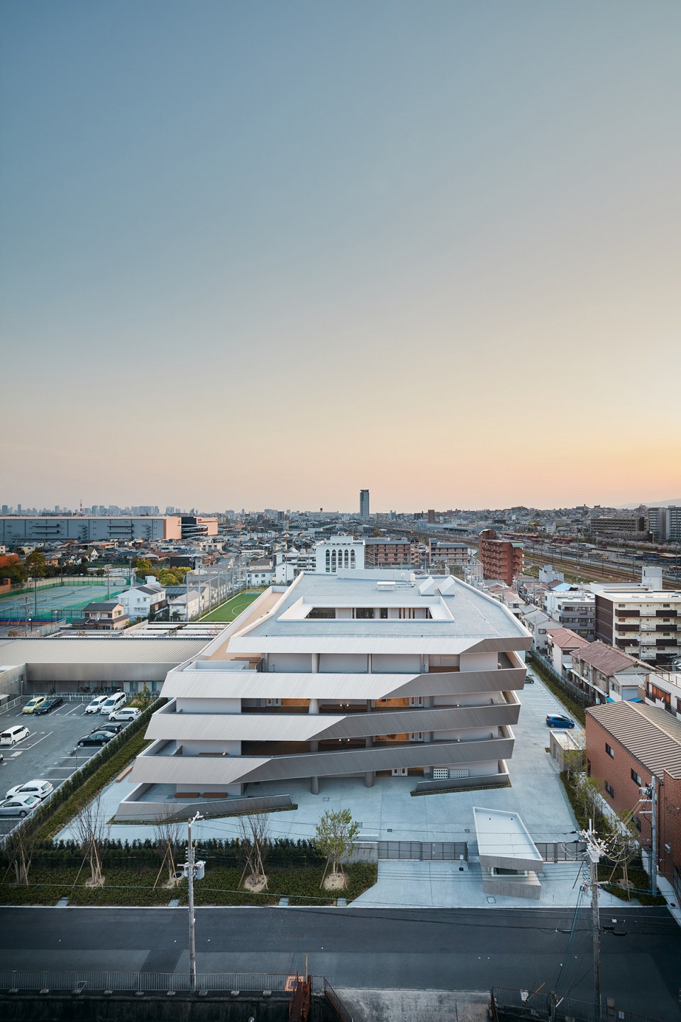 osaka gakuin university senior high school by atsushi kitagawara architects