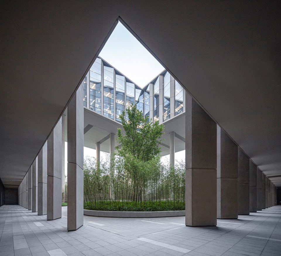 jingdong headquarters in chengdu china by gmp