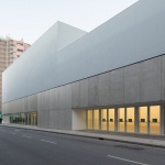Luso-Frances学校，波尔图 / Pedro Mosca & Pedro Gonçalves Arquitectos